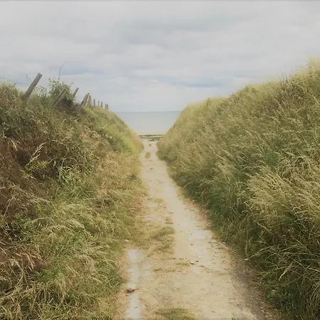 Maison De Bord De * リオン・シュル・メール